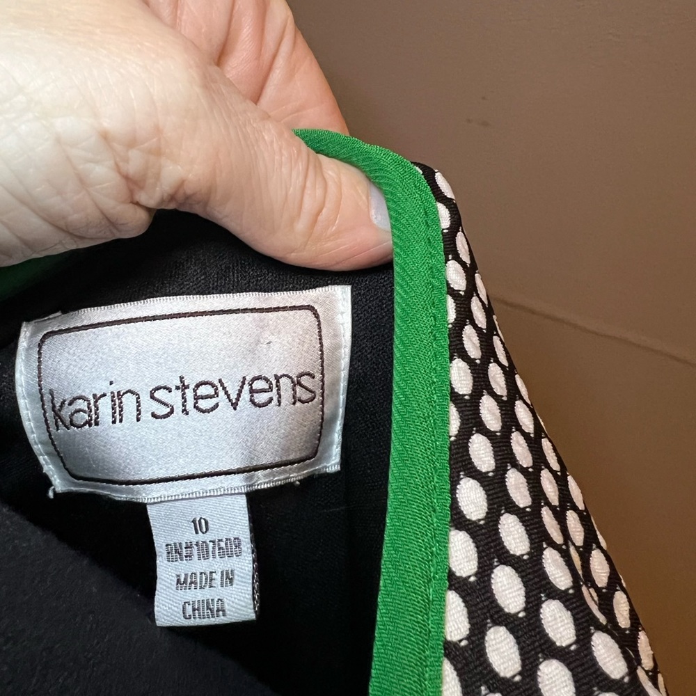 Karin Stevens Dotted Dress with emerald colored embellished round neckline - Picture 3 of 4
